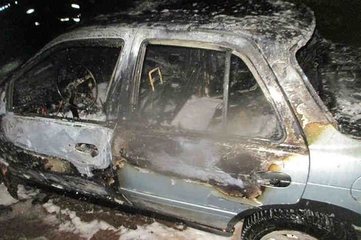 В Могилеве сгорела иномарка В Могилеве сгорела иномарка