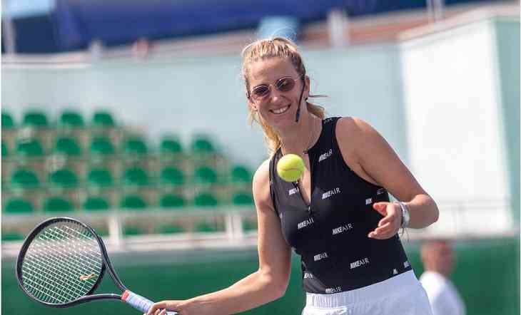 Теннис. Мальорка. Азаренко сразилась с Гарсией Теннис. Мальорка. Азаренко сразилась с Гарсией
