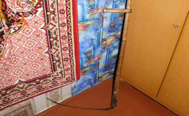 «Я тебя убью». В Молодечно нетрезвый мужчина напал на младшего брата с косой