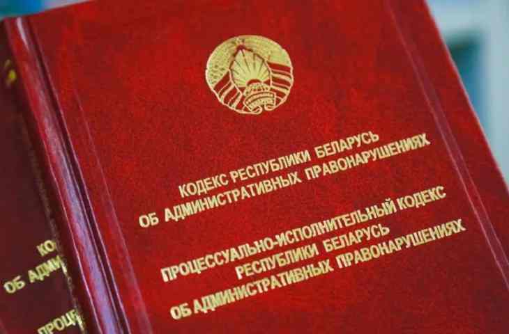 Лидское ЖКХ загрязняет реку в районе. Начат административный процесс