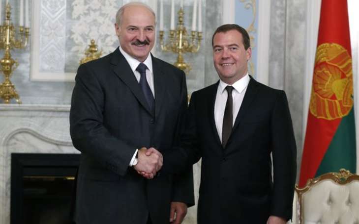 Лукашенко – Медведеву: «Как Путин говорит, мы – один народ»