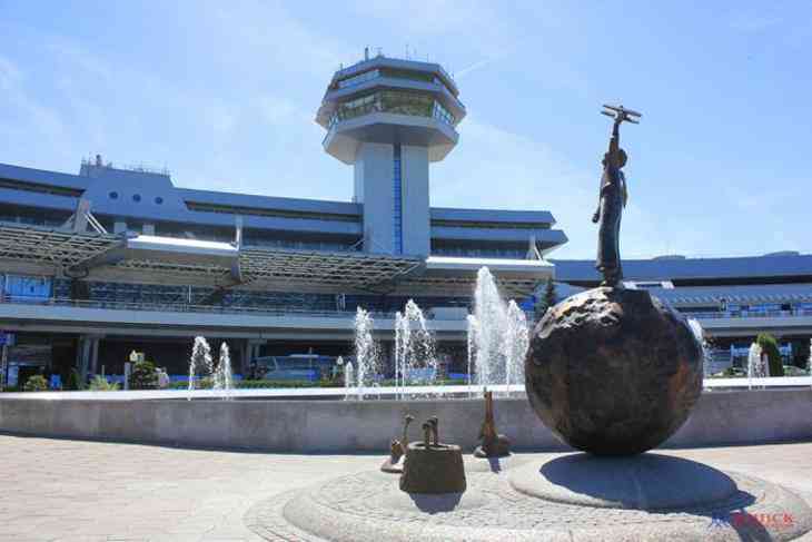 В аэропорту появились «Маленький принц», мостик через фонтан и композиция «Счастливого пути»