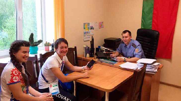Минская милиция вернула гостье из Словакии забытый в автобусе телефон
