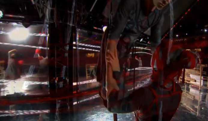 Во время открытия Европейских игр с каната сорвалась гимнастка