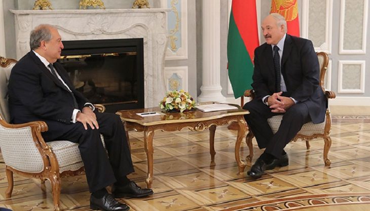 Лукашенко обратился к президенту Армении