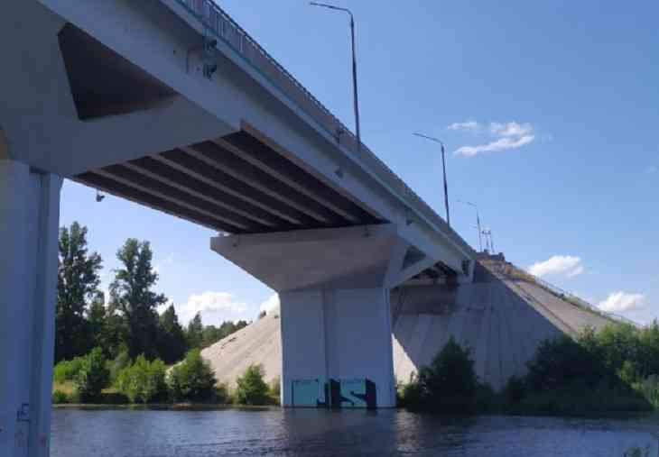 В Жабинке участковый спас мужчину: хотел с моста прыгать 