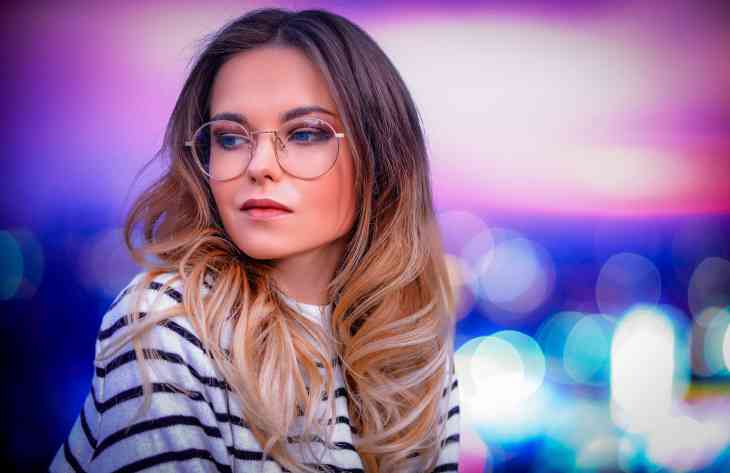 5 поступков женщины, которые делают ее навязчивой в глазах мужчин