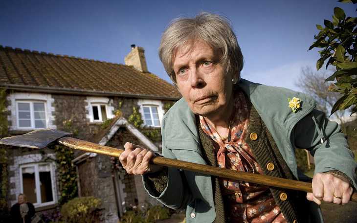 В Березовском районе 74-летняя пенсионерка преследовала рецидивиста и догнала В Березовском районе 74-летняя пенсионерка преследовала рецидивиста и догнала