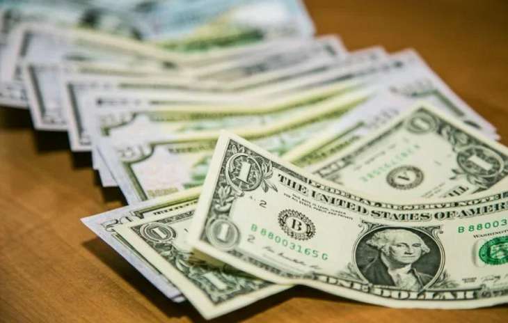 Зарплаты Беларуси по отраслям: самые низкие и самые высокие Зарплаты Беларуси по отраслям: самые низкие и самые высокие