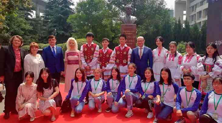 В Китае открыли памятник Янке Купале