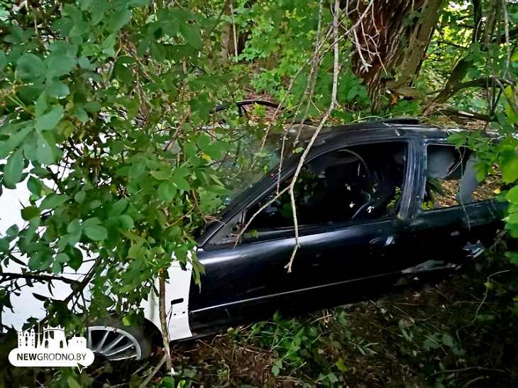 Страшное ДТП под Гродно: машину разорвало, есть погибшие Страшное ДТП под Гродно: машину разорвало, есть погибшие