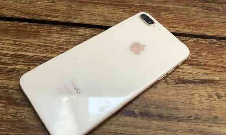 Женщина оформляла рассрочку на мобильные телефоны по поддельным документам Женщина оформляла рассрочку на мобильные телефоны по поддельным документам