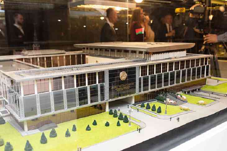 В Минске появился «новый» Дворец Независимости В Минске появился «новый» Дворец Независимости