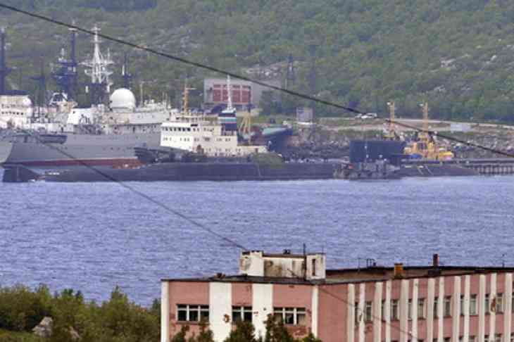 Появились снимки всплывшей после пожара в Баренцевом море подлодки