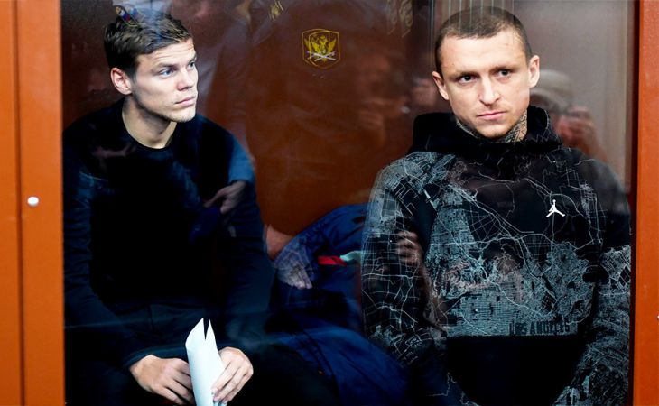 Футболисты Мамаев и Кокорин покинули СИЗО