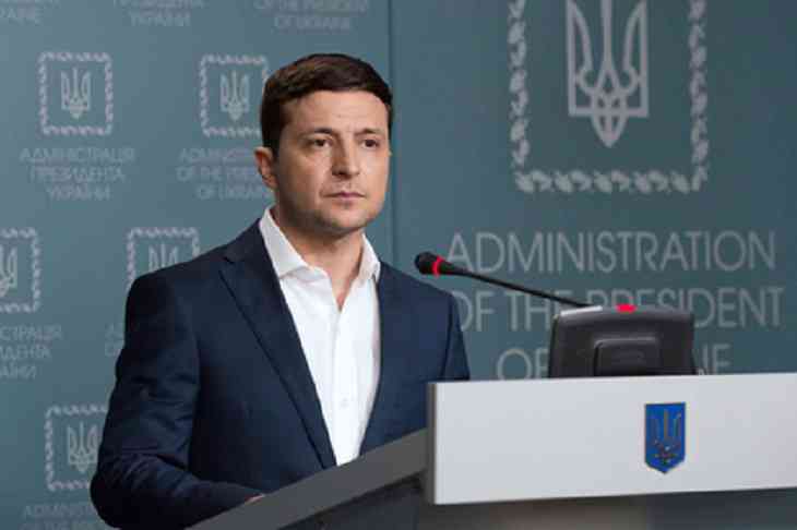 Зеленский: Киев готов выполнить Минские соглашения Зеленский: Киев готов выполнить Минские соглашения