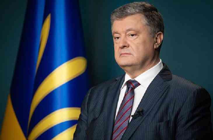 Порошенко снял наличными 34 миллиона долларов