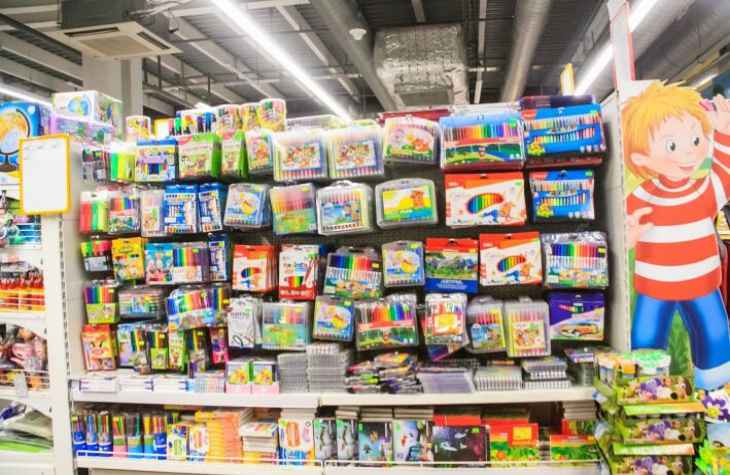 «Бюджет распределен по конвертам». Мамы школьников рассказывают, как дешево собрать ребенка в школу «Бюджет распределен по конвертам». Мамы школьников рассказывают, как дешево собрать ребенка в школу