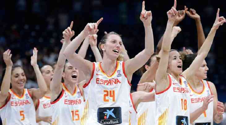 Битва соседей. Кто выиграл Евробаскет-2019