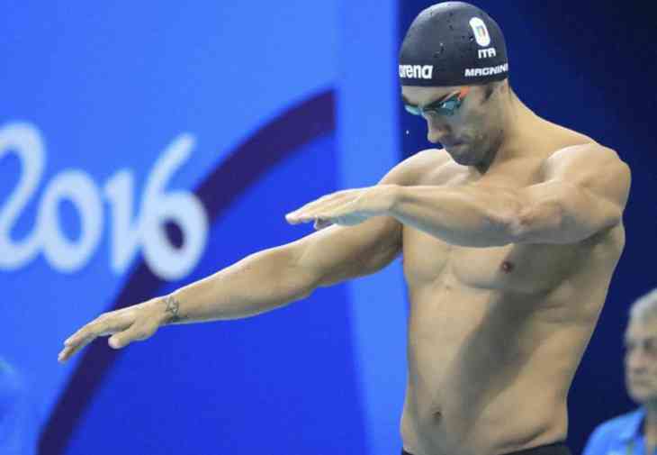 Поплыл за лебедем. Турист едва не утонул – спас чемпион мира 