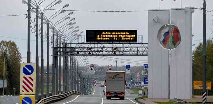 Россияне продолжают останавливать грузовики из Беларуси