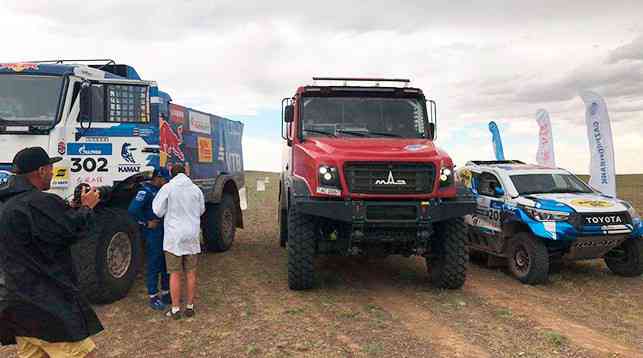 «Шелковый путь». Белорус Вязович вновь привел МАЗ к финишу первым 