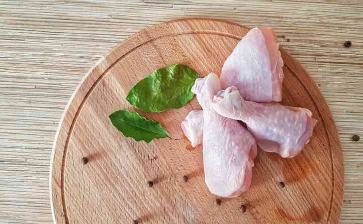 Росконтроль назвал опасные для здоровья марки куриного мяса