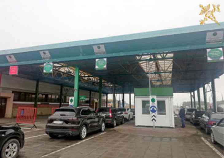 Ажиотаж на границе. Бурный рост автопотока фиксируют гродненские таможенники 