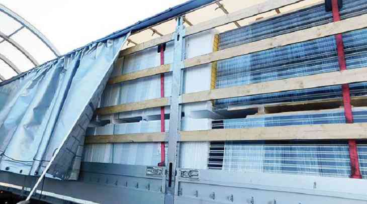 Погорел на сэндвич-панелях. В «Козловичах» поймали хитрого иностранца 