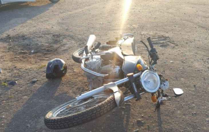 В Ганцевичском районе опрокинулся мотоциклист-бесправник. Он в реанимации