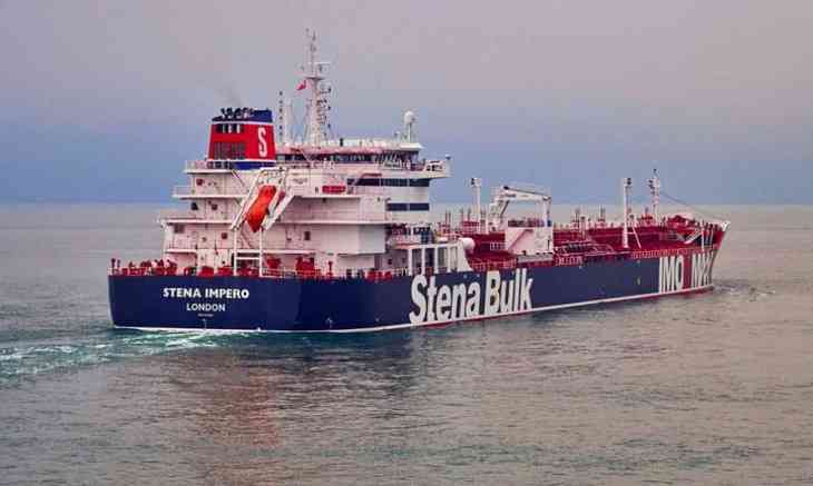 Иран захватил танкер британцев