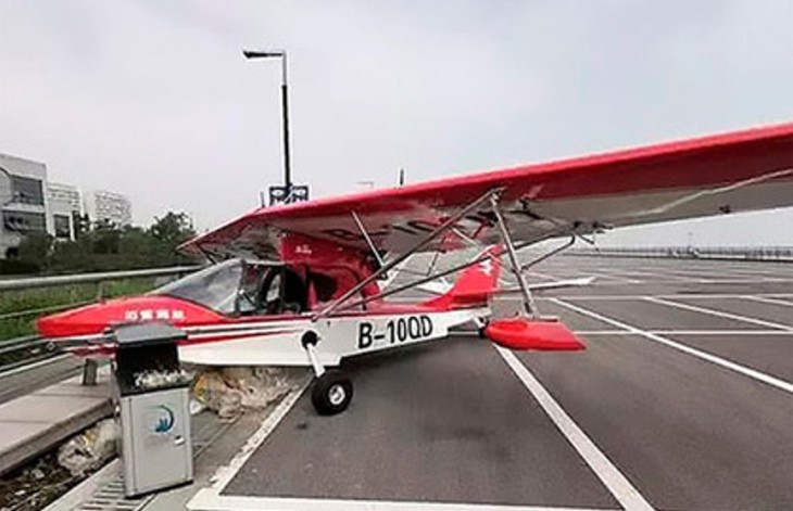 13-летний подросток сбежал из дома и угнал два самолета