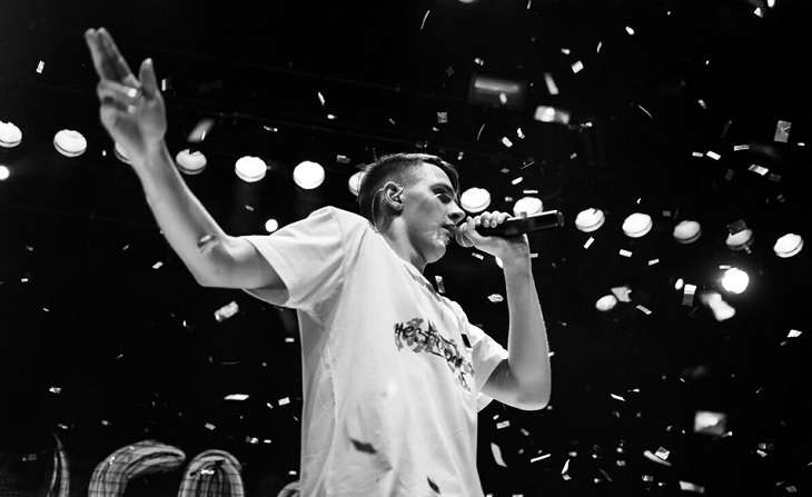 Тима Белорусских выпустил клип на песню «Целовать» Тима Белорусских выпустил клип на песню «Целовать»