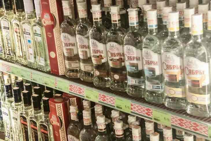 Пьяный житель Гродно устроил погром в магазине, чтобы спасти остальных от алкоголизма