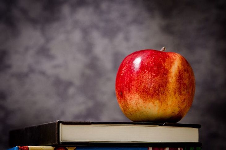 Эксперты назвали лучшую летнюю диету, при которой жир «испаряется»