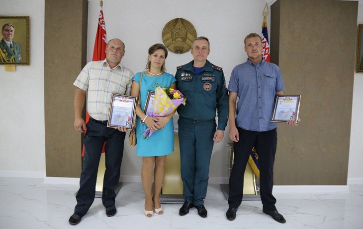 В Гомеле наградили очевидцев, спасших людей на пожарах