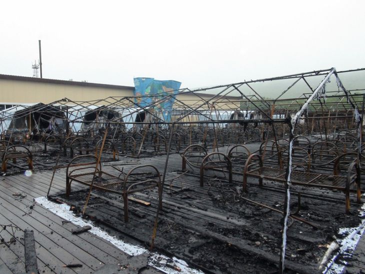 Число жертв пожара в палаточном лагере в Хабаровском крае увеличилось