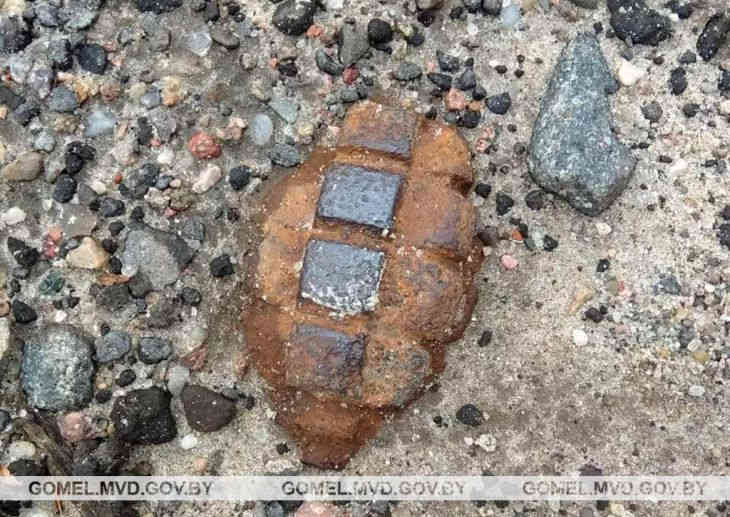 В Гомеле на парковке нашли гранату