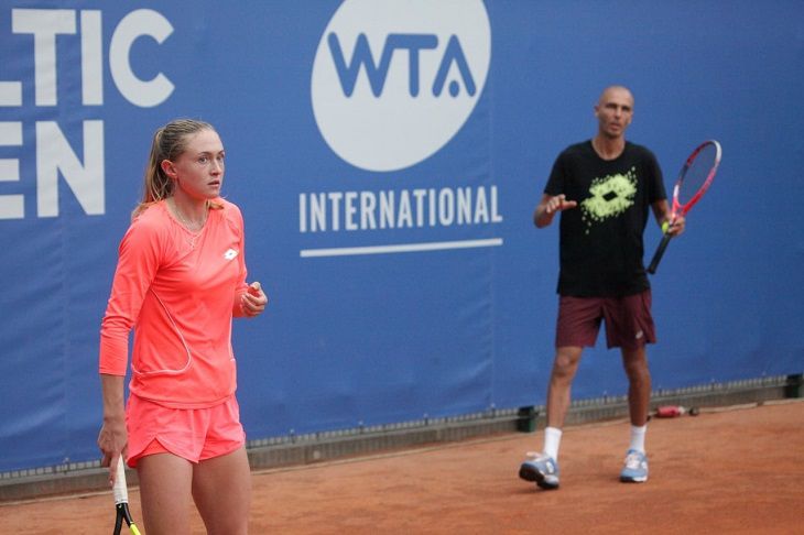 Теннис. Саснович рассталась с тренером перед важным матчем Теннис. Саснович рассталась с тренером перед важным матчем