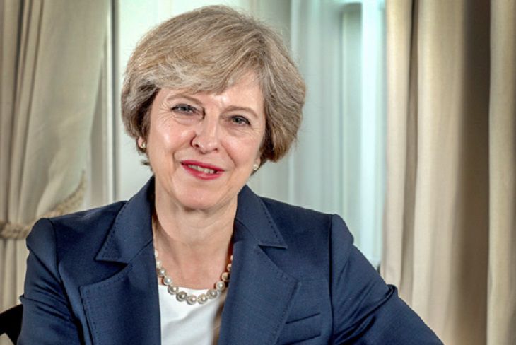 Стали известны прощальные подарки Терезе Мэй Стали известны прощальные подарки Терезе Мэй