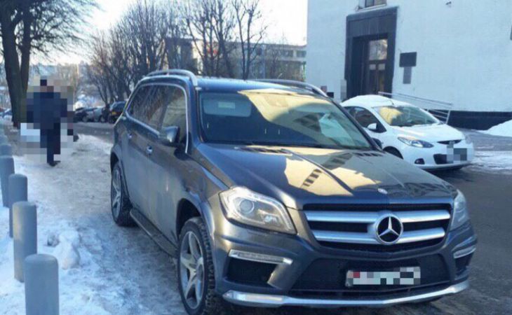 Минчане решили заработать на перепродаже авто, но оказались жертвами мошенника