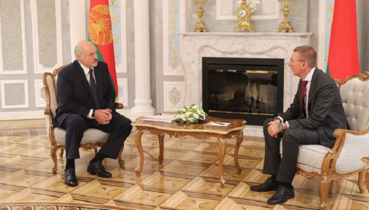 Лукашенко: рвать отношения с Россией не будем, но Беларусь останется независимой