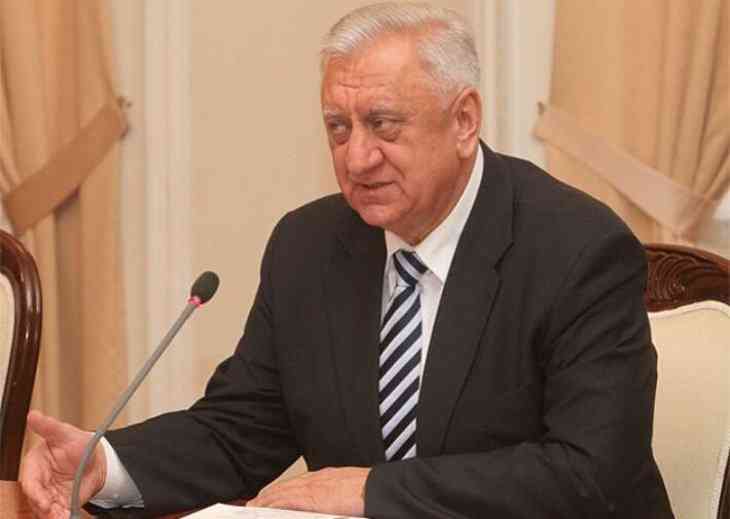 Мясникович: Решить все проблемные вопросы в отношениях Беларуси и России в декабре реально