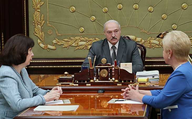 Лукашенко потребовал не тратить денег на выборы, чтобы не вызвать отвращения у людей