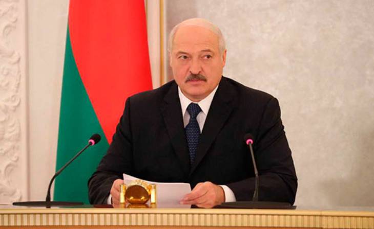 Лукашенко поручил активизировать работу по решению визовых вопросов с Евросоюзом и Россией