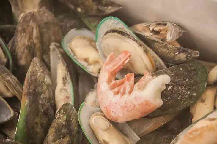 Названы опасные для здоровья морепродукты