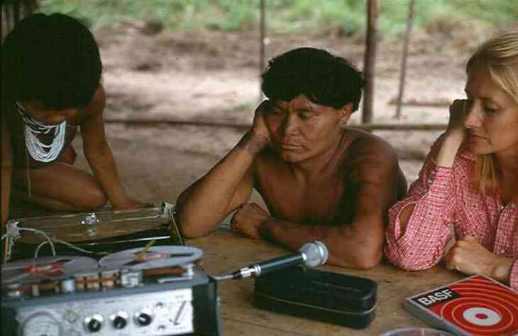 Как вырастить ребенка счастливым: методика Жан Ледлоф Как вырастить ребенка счастливым: методика Жан Ледлоф