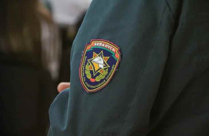 В Ивьевском районе ночью погиб человек