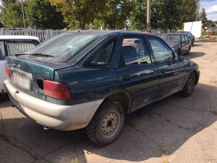 В Борисове пьяная девушка угнала машину друга. Теперь ей грозит 5 лет тюрьмы В Борисове пьяная девушка угнала машину друга. Теперь ей грозит 5 лет тюрьмы