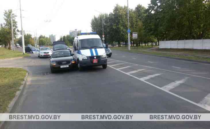 Авария с участием автомобиля милиции произошла в Бресте